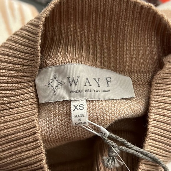 WAYF Sweater Women XS Tan White Pull Over Zebra Pattern Mock Neck Viscose - Picture 8 of 8